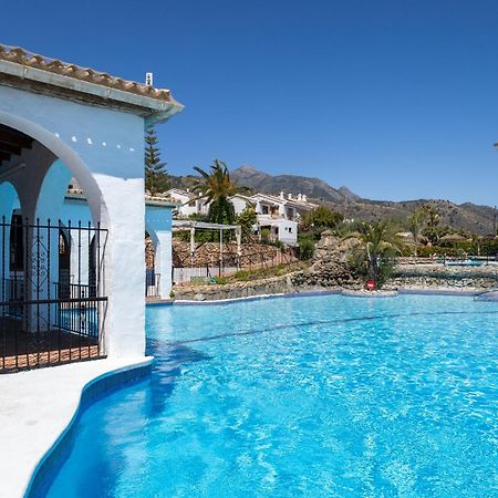 Capistrano Village, 1 Bedroom + Free Wi-Fi Nerja Kültér fotó