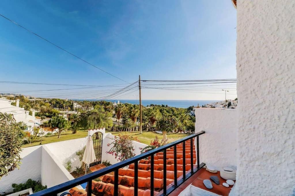 Capistrano Village, 1 Bedroom + Free Wi-Fi Nerja Kültér fotó