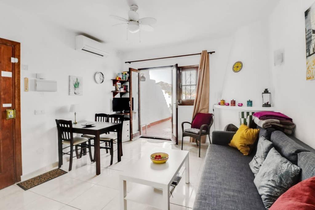 Capistrano Village, 1 Bedroom + Free Wi-Fi Nerja Kültér fotó