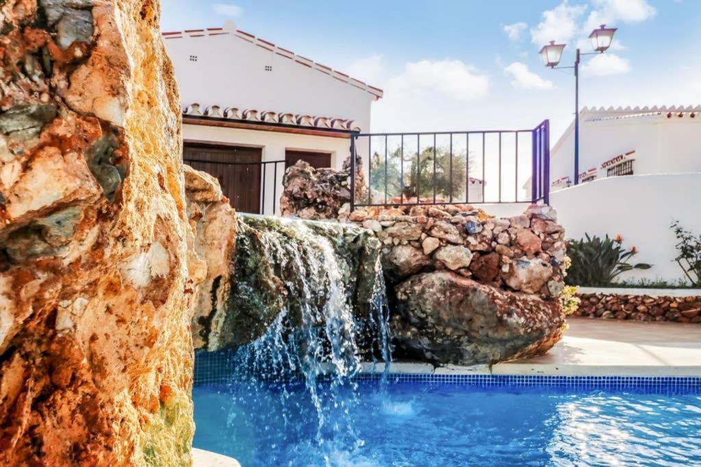 Capistrano Village, 1 Bedroom + Free Wi-Fi Nerja Kültér fotó