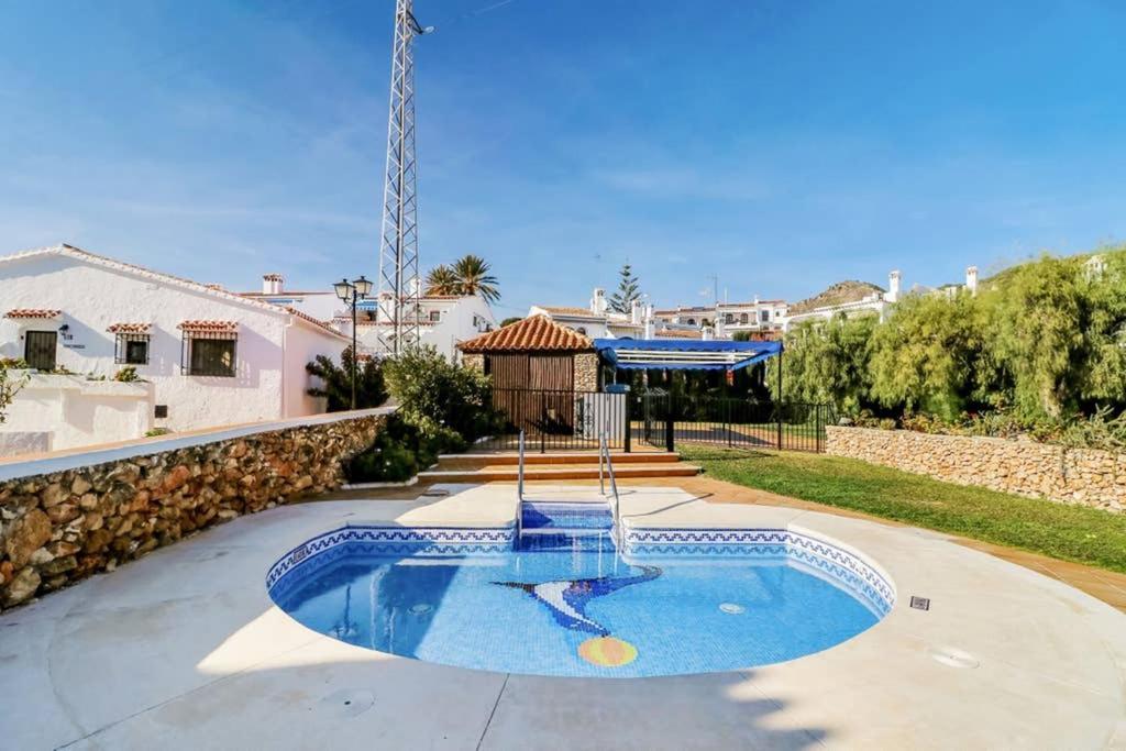 Capistrano Village, 1 Bedroom + Free Wi-Fi Nerja Kültér fotó