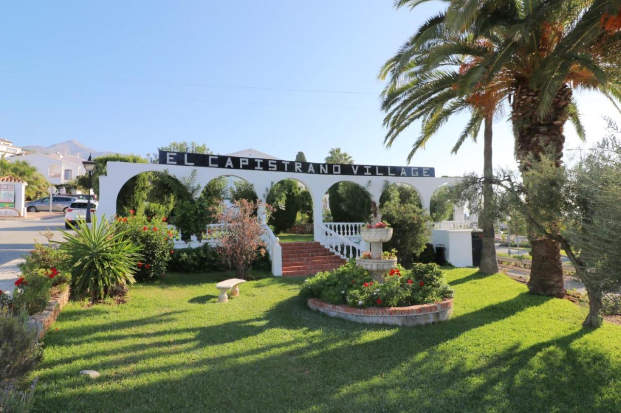 Capistrano Village, 1 Bedroom + Free Wi-Fi Nerja Kültér fotó